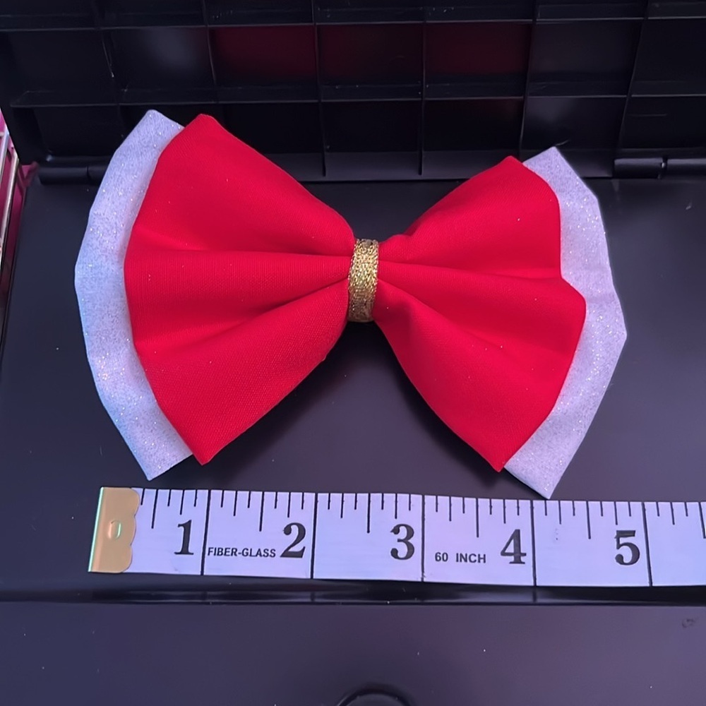 Perfect Christmas bow - Picture 3 of 4